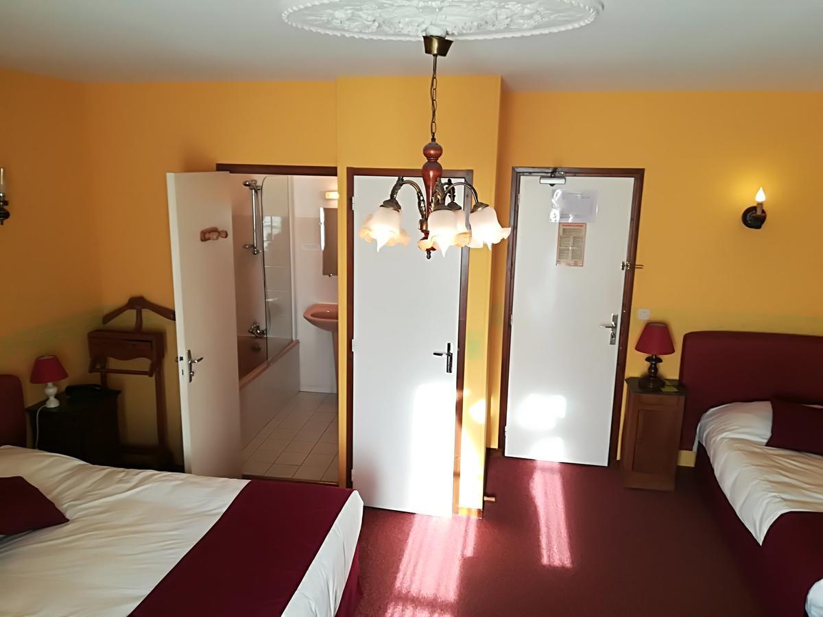 Hostellerie Saint Martin- Logis Hotel Et Restaurant Creully sur Seulles Exteriör bild